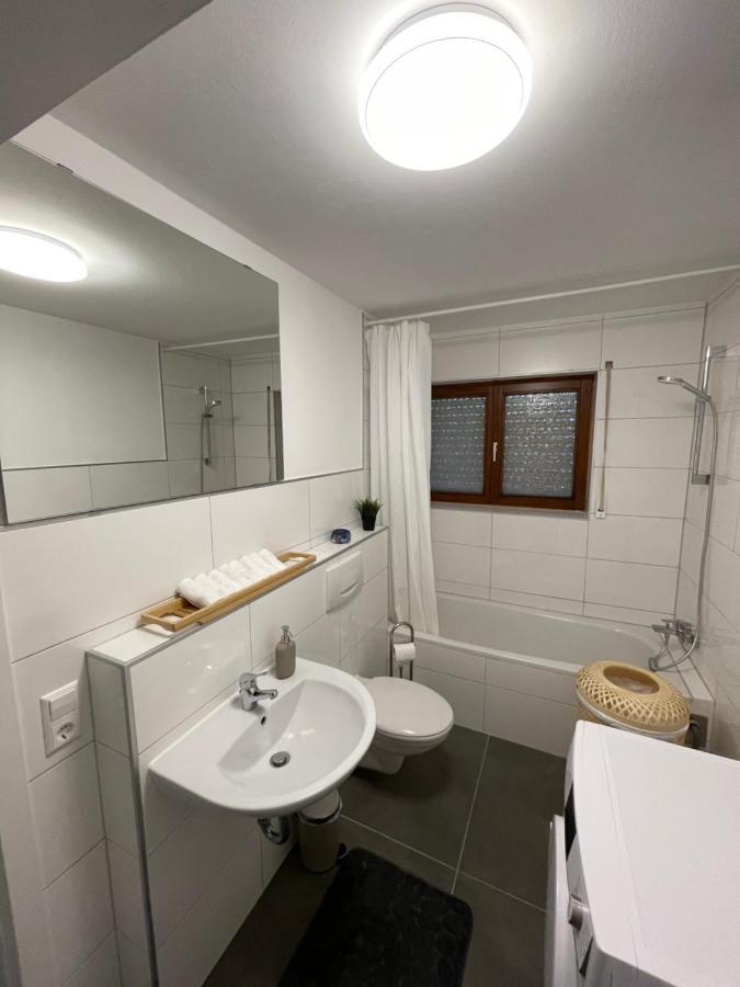 Relax&Easy Apartment คาร์ลสรูเฮอ ภายนอก รูปภาพ